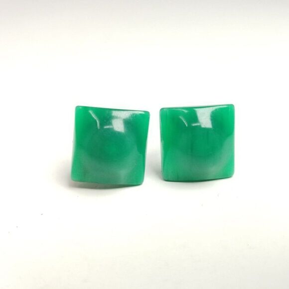 Vintage Green Square Clip On Earrings, Screw Backs, Retro Plastic, Estate - Picture 2 of 5
